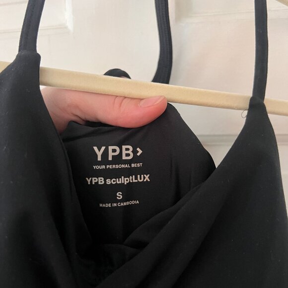 Abercrombie YPB sculptLUX Crossover Flare Legging - Picture 8 of 8